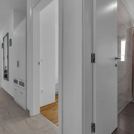 Mery Apartament Makarska