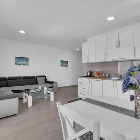 Apartment Mery